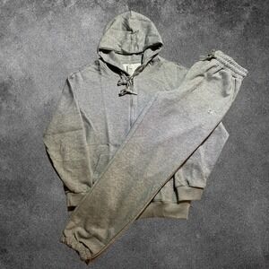 Alo Yoga Accolade Zip Hoodie and Cuffed Sweatpants Set Medium Heather Grey Mens
